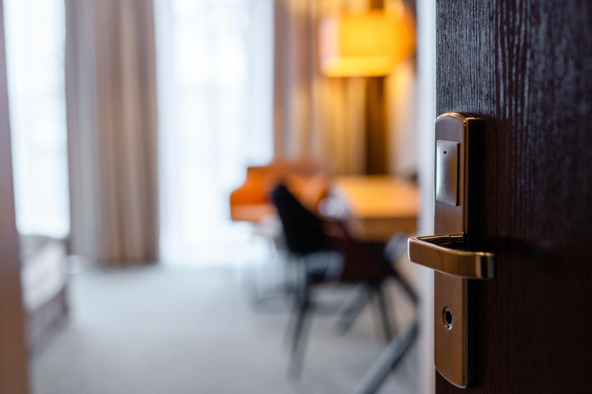 Hotel Alhar Lubliniec Eksteriør billede